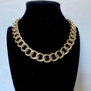 Chunky gold tone chain necklace